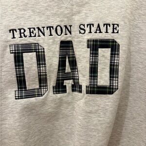 Trenton State “Dad” / TCNJ Vintage 90s Embroidered Crew Neck